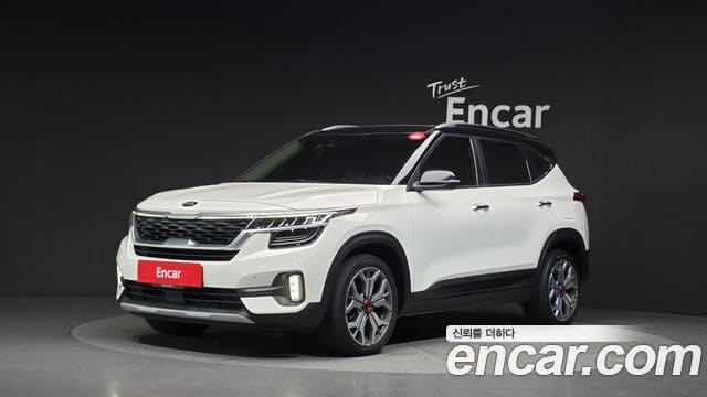 Kia Seltos — фото 1