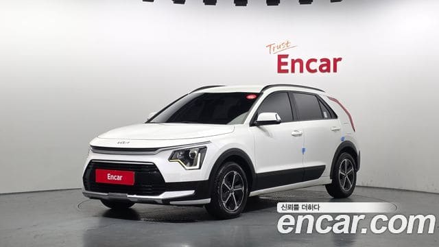 Kia Niro — фото 1