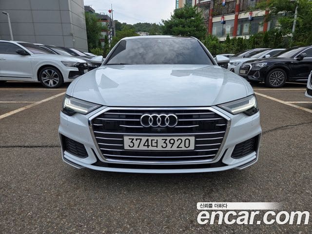 Audi A6 — фото 1