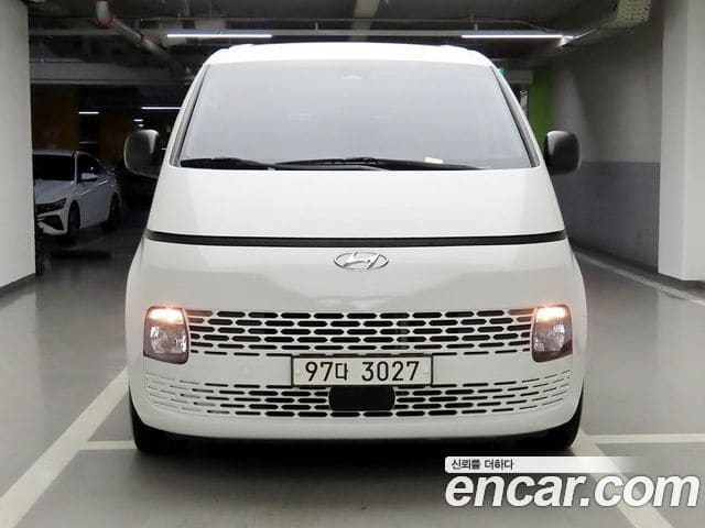 Hyundai Staria — фото 1