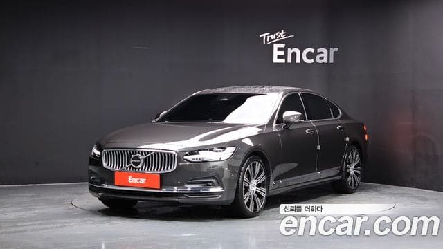 Volvo S90 — фото 1