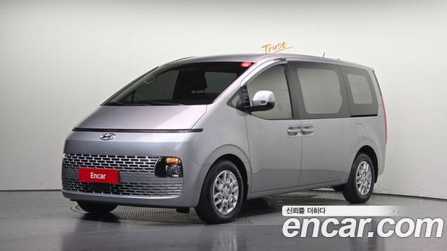 Hyundai Staria — фото 1