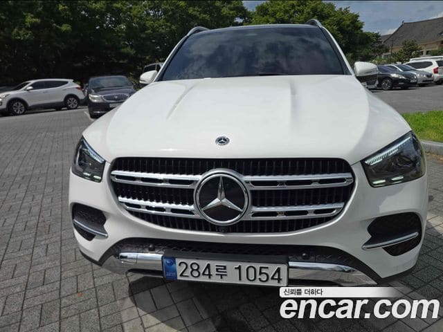 Mercedes-Benz GLE-Class — фото 1