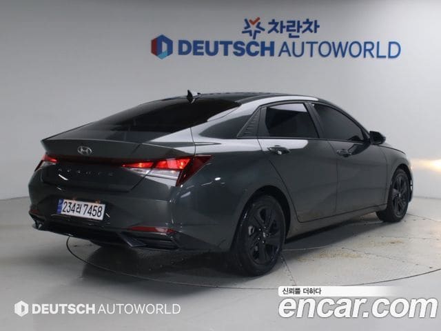 Hyundai Avante — фото 1