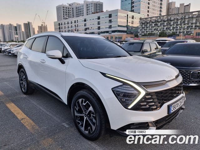 Kia Sportage — фото 1