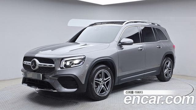 Mercedes-Benz GLB-Class — фото 1