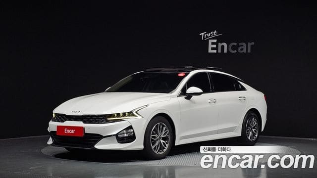 Kia K5 — фото 1
