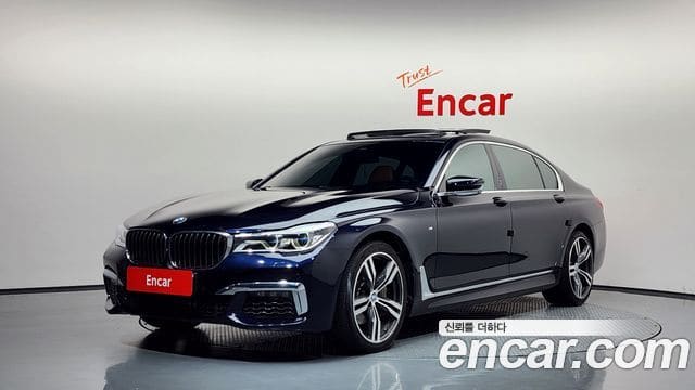 BMW 7 Series — фото 1