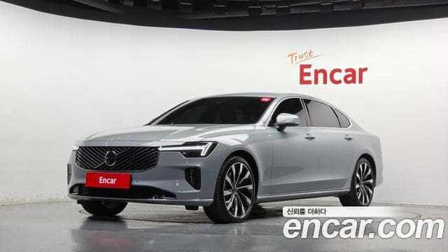 Volvo S90 — фото 1