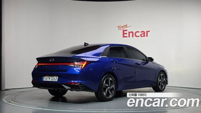 Hyundai Avante — фото 1