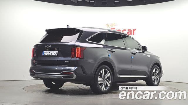 Kia Sorento — фото 1