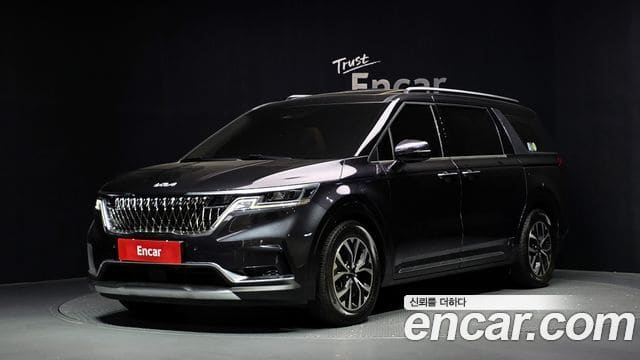Kia Carnival — фото 1