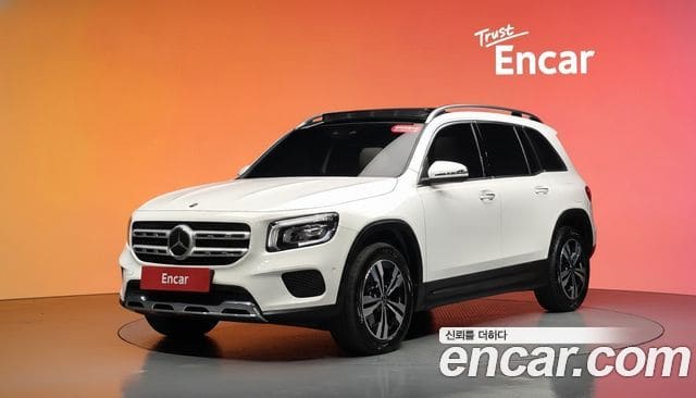 Mercedes-Benz GLB-Class — фото 1