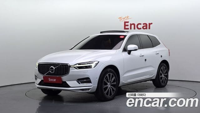 Volvo XC60 — фото 1