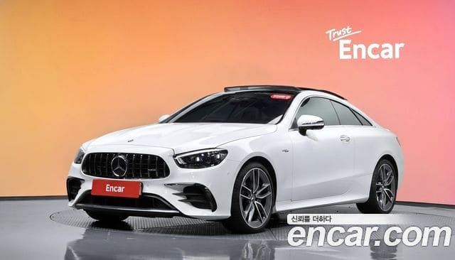 Mercedes-Benz E-Class — фото 1