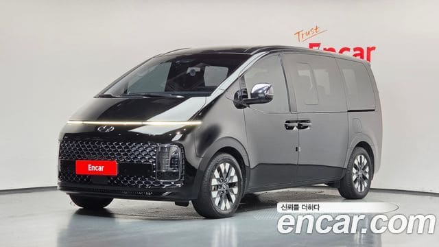 Hyundai Staria — фото 1