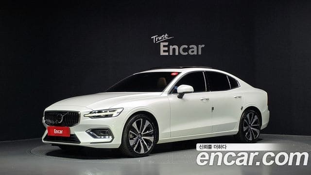 Volvo S60 — фото 1
