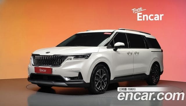 Kia Carnival — фото 1