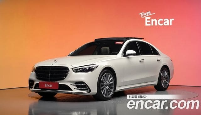 Mercedes-Benz S-Class — фото 1