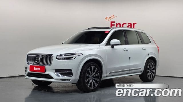 Volvo XC90 — фото 1