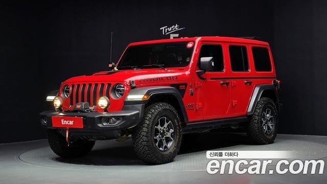Jeep Wrangler — фото 1