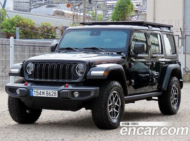 Jeep Wrangler — фото 1