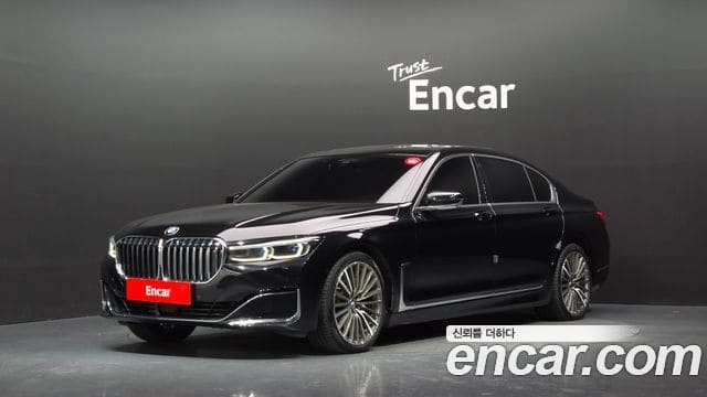 BMW 7 Series — фото 1