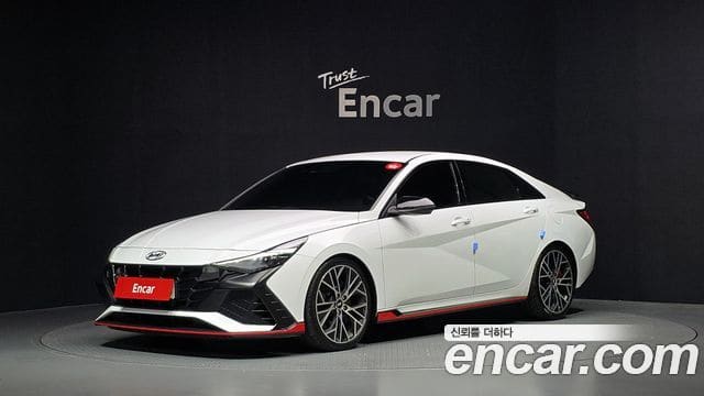 Hyundai Avante — фото 1