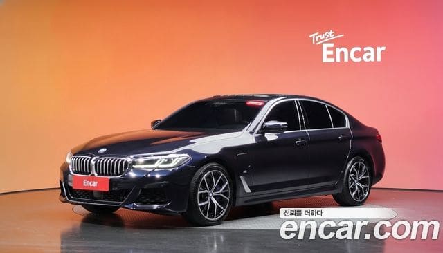 BMW 5 Series — фото 1