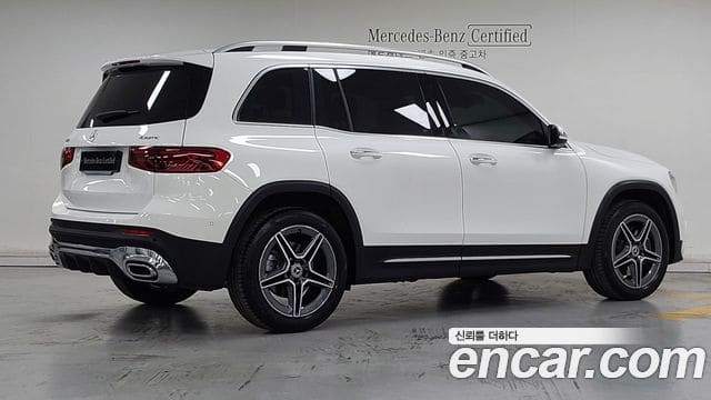 Mercedes-Benz GLB-Class — фото 1