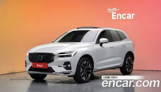Volvo XC60 — фото 1