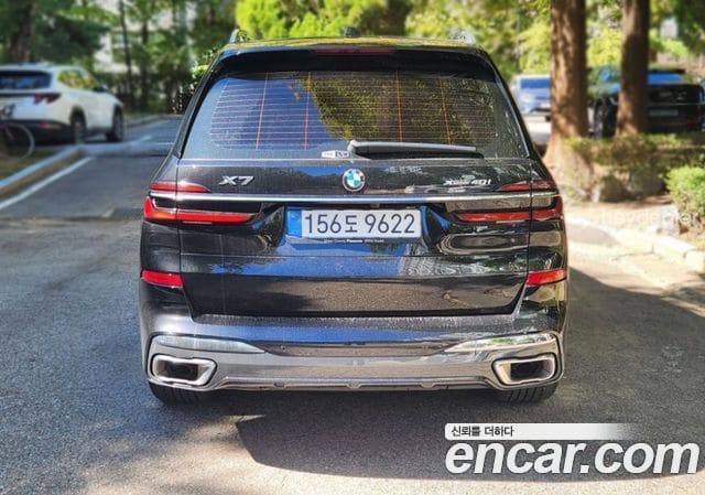 BMW X7 — фото 1