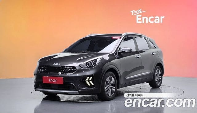 Kia Niro — фото 1