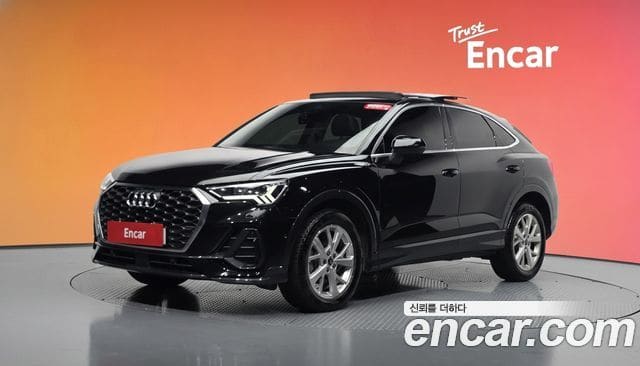 Audi Q3 — фото 1