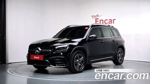 Mercedes-Benz GLB-Class — фото 1