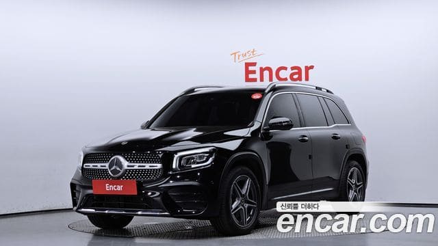 Mercedes-Benz GLB-Class — фото 1