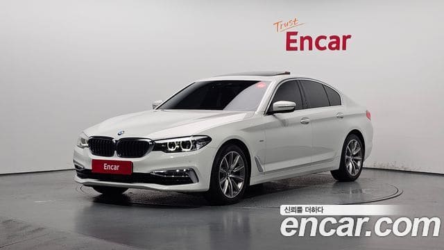 BMW 5 Series — фото 1
