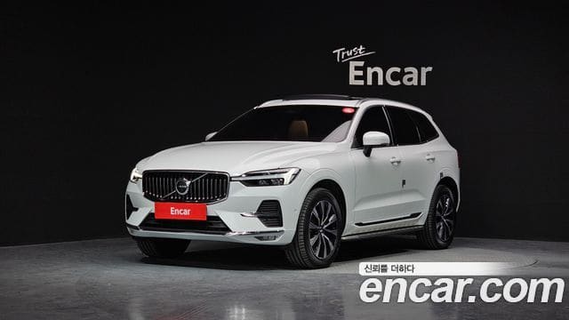 Volvo XC60 — фото 1