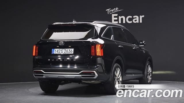 Kia Sorento — фото 1