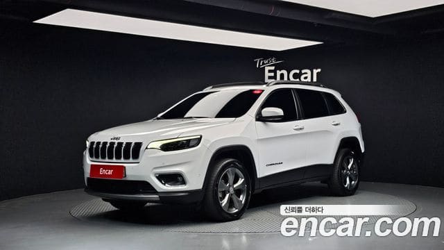 Jeep Cherokee — фото 1