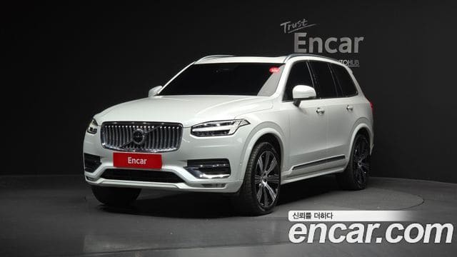 Volvo XC90 — фото 1