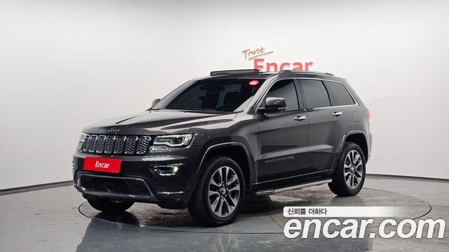 Jeep Grand Cherokee — фото 1
