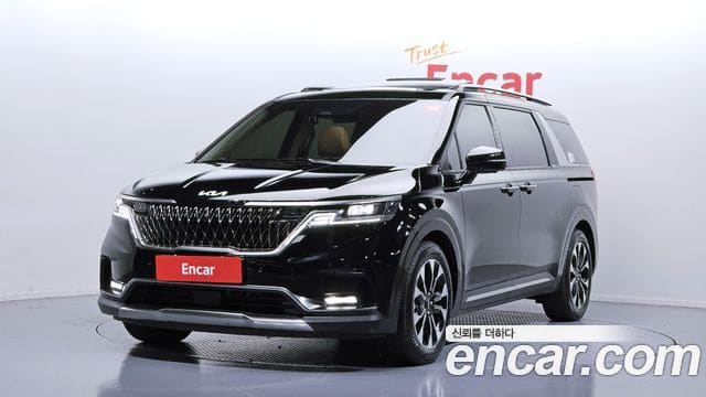 Kia Carnival — фото 1
