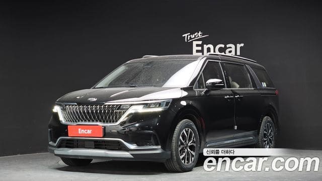 Kia Carnival — фото 1