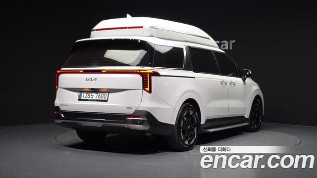 Kia Carnival — фото 1