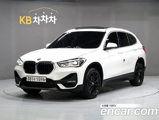 BMW X1 — фото 1