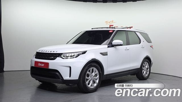 Land Rover Discovery 5 — фото 1