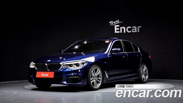 BMW 5 Series — фото 1