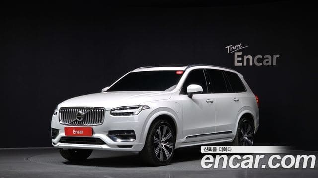 Volvo XC90 — фото 1