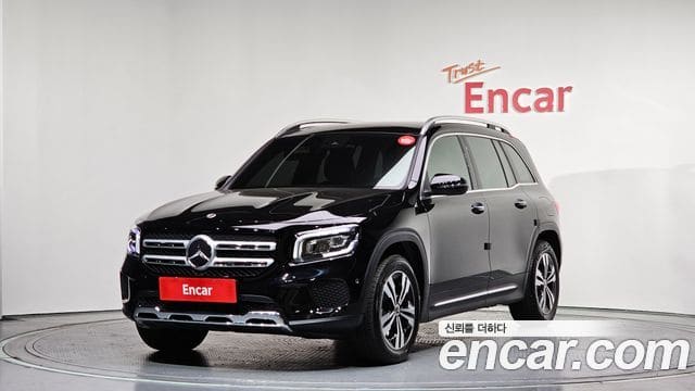 Mercedes-Benz GLB-Class — фото 1